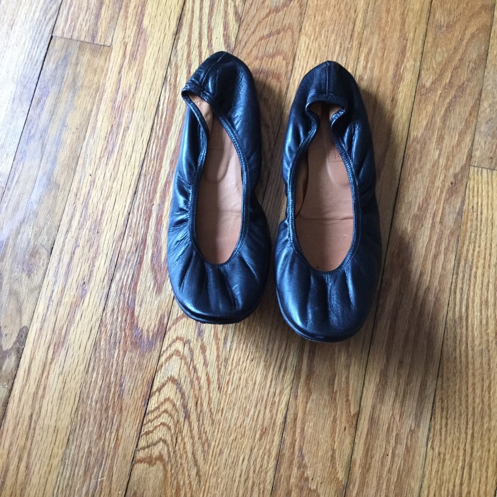 Saks Fifth Ave. Leather shoes.  Made in Spain.